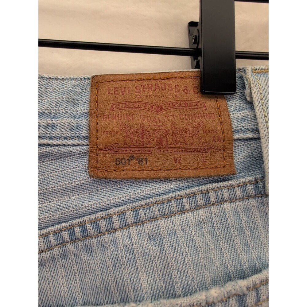 Levis Premium 501 '81 Pin striped Light Wash Tapered Leg Jeans Women's Sz 25x31 - Picture 14 of 16